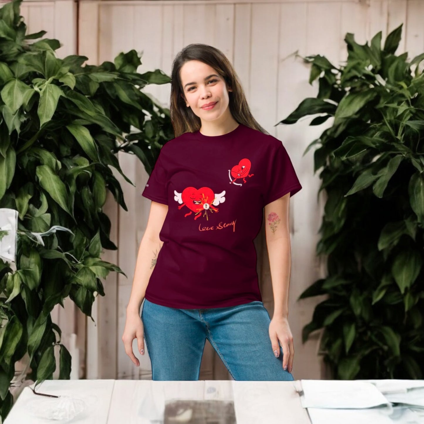 Unisex classic Love T-shirt