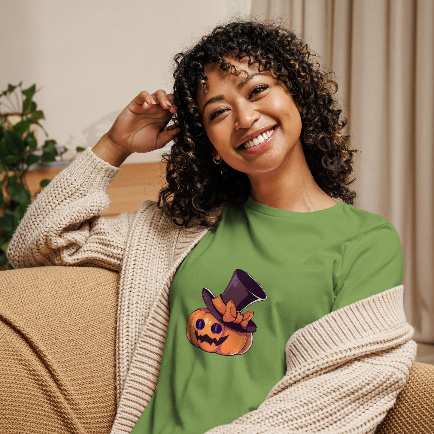 Woman T-Shirt PUMPKIN HAT